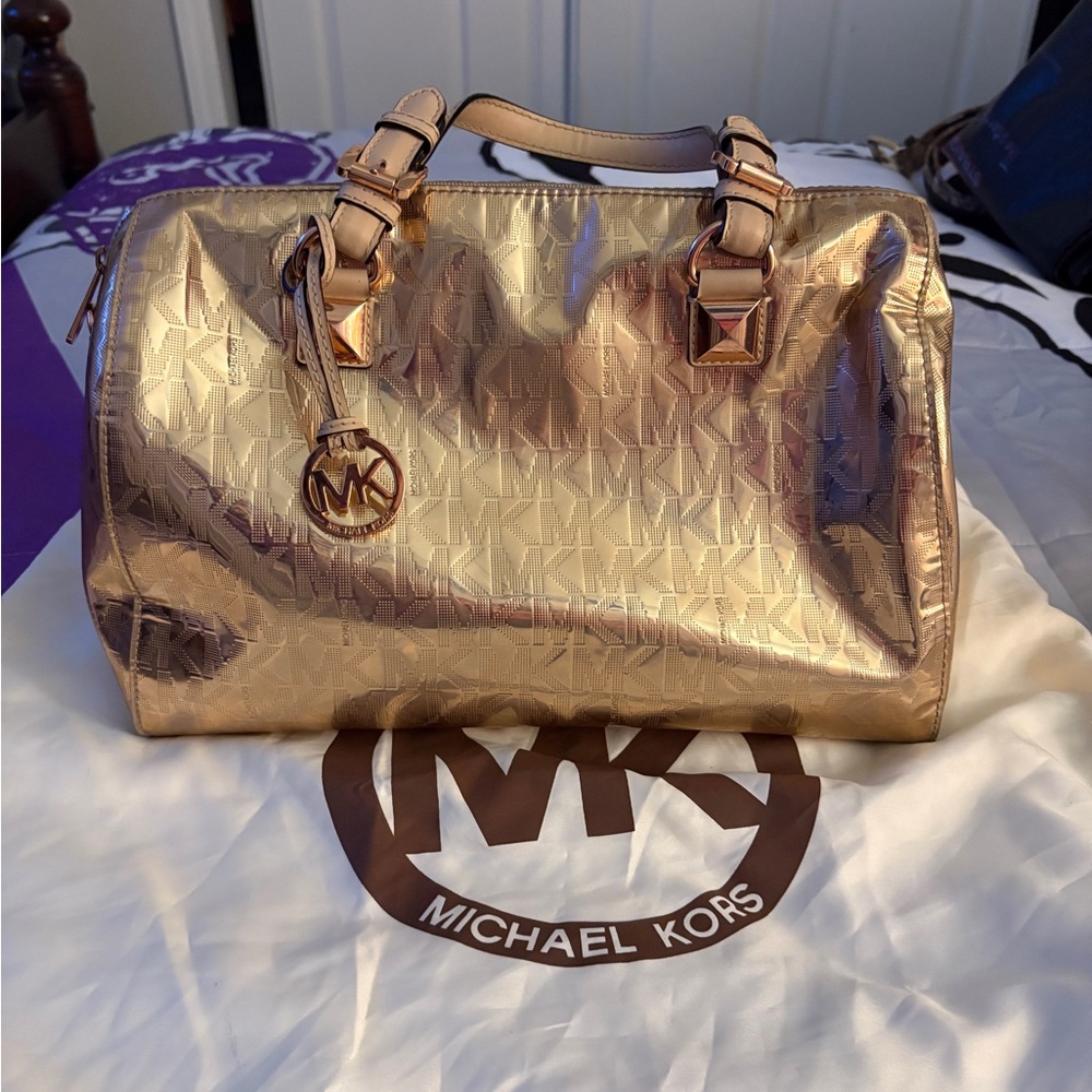 Michael Kors Rose Gold Metallic Large Handbag & Matching Wallet NWOT - Picture 2 of 15